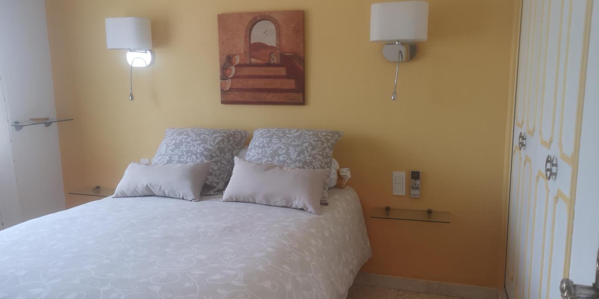 Appartement Dans Villa Avec Piscine Et Jardin Marguerittes Exterior foto